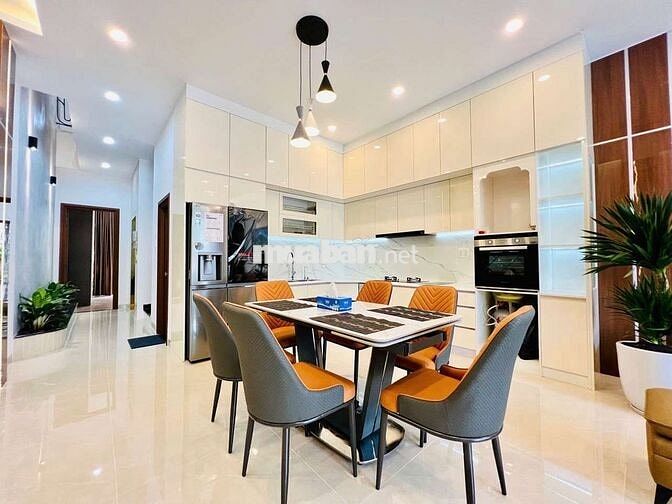 Siêu phẩm tâm huyết 5m x 25m. 4 tầng Thang Máy Full NT Mặt tiền HT 18