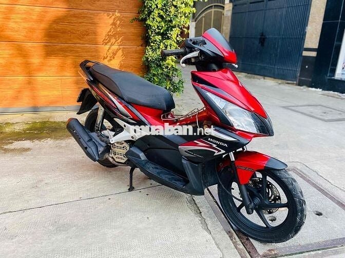 Honda Air Blade Đỏ đen