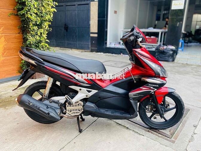 Honda Air Blade Đỏ đen