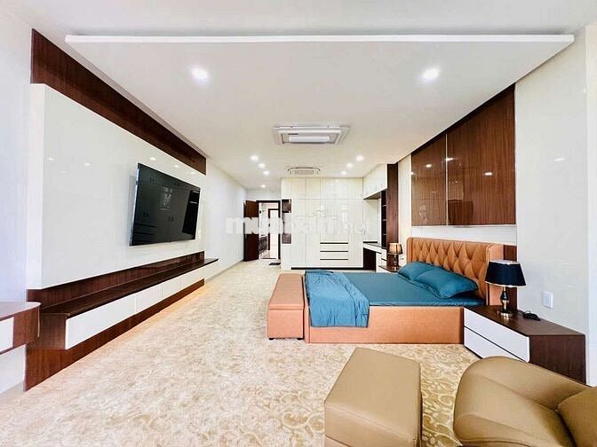 Siêu phẩm tâm huyết 5m x 25m. 4 tầng Thang Máy Full NT Mặt tiền HT 18