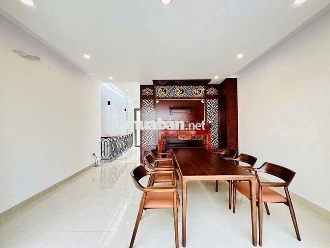 Siêu phẩm tâm huyết 5m x 25m. 4 tầng Thang Máy Full NT Mặt tiền HT 18