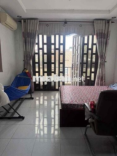 NHÀ ĐÚC 3,5 TẤM - 4x18 - HẺM 7M