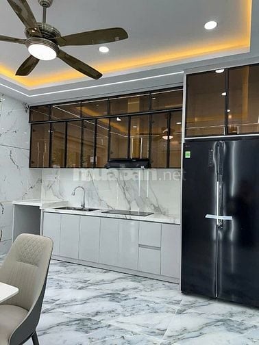 NHÀ ĐẸP MỚI XÂY XONG - ĐƯỜNG 12M VỈA HÈ CÂY XANH THOÁNG MÁT