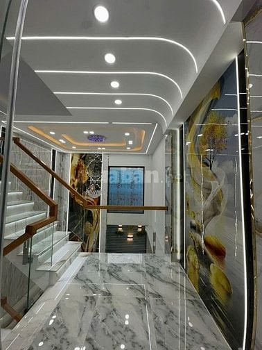 NHÀ ĐẸP MỚI XÂY XONG - ĐƯỜNG 12M VỈA HÈ CÂY XANH THOÁNG MÁT