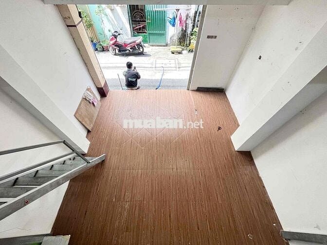 Mặt bằng kinh doanh trong hẻm làng ốc dương bá trạc hẻm đông đúc