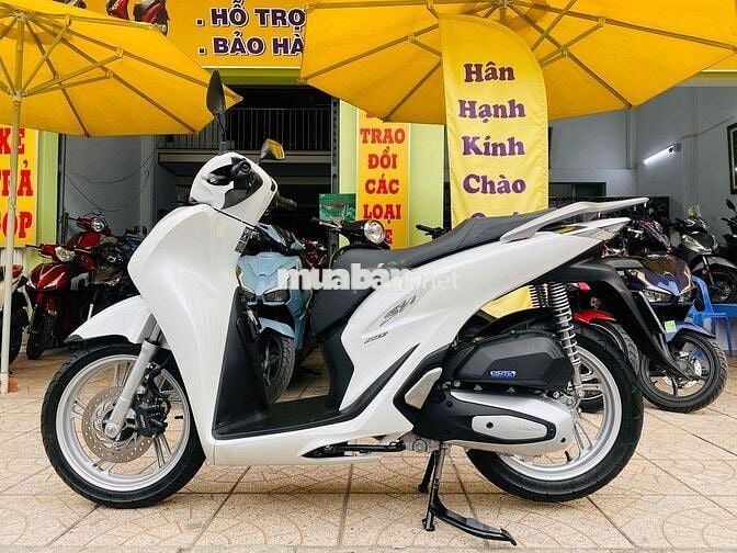 SH 160 CBS 2024 siêu đẹp chuẩn zin chuẩn 12k km✅