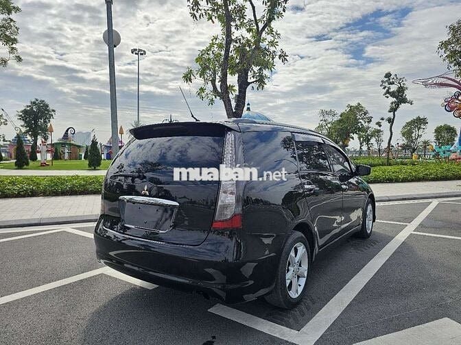 Mitsubishi Grandis 2008 2.4AT Đen