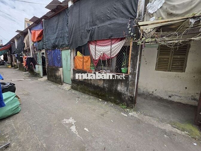 Nhà trọ 196m ngang 9m gần chợ Việt Lập p. An Bình Dĩ An