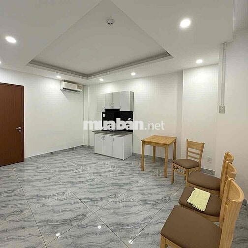 CHO THUÊ PHÒNG FULL NỘI THẤT CÓ GIẾNG TRỜI SIÊU TO Ở XVNT, BÌNH THẠNH