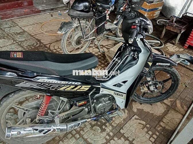 Yamaha Sirius 1981 màu Đen