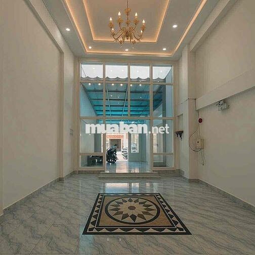 CHO THUÊ PHÒNG FULL NỘI THẤT CÓ GIẾNG TRỜI SIÊU TO Ở XVNT, BÌNH THẠNH