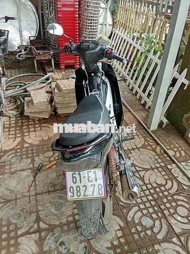 Yamaha Sirius 1981 màu Đen