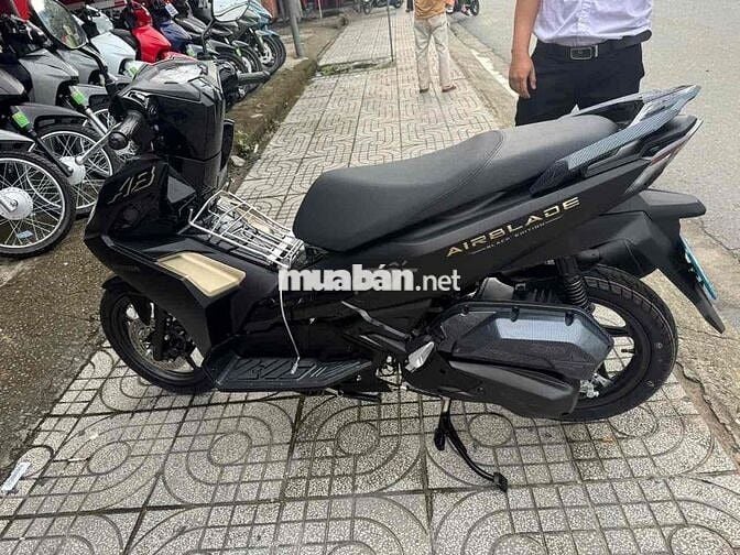 xe ab 125 đen nhám