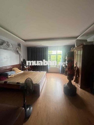 Bán nhà phân lô vỉa hè, ô tô tránh thông, kinh doanh văn phòng giá tôt