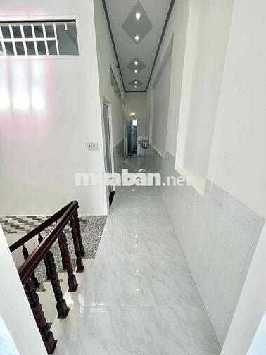 nhà trệt lầu lộ ô tô gần đường Bế Văn Đàn, DT: 4,8m x 18,5m