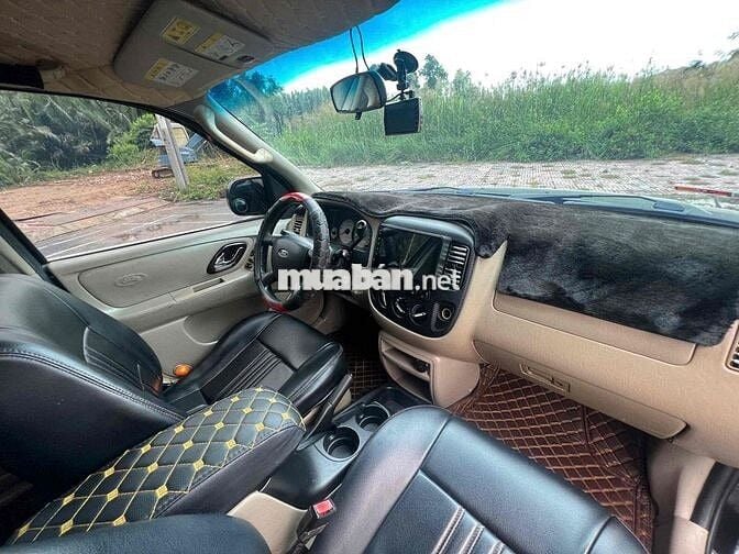 Ford Escape 2006 2.3 4x4 Đen