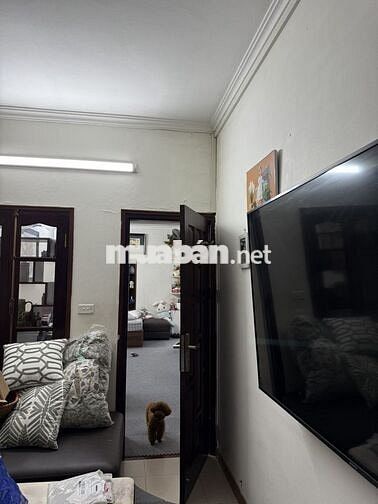 BÁN NHÀ TẬP THỂ TẦNG 1 (KHÔNG XÂY LÊN ĐƯỢC) ngõ 165 Thái Hà, HÀ NỘI