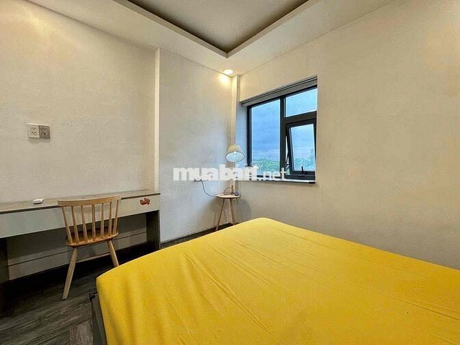 PHÒNG RỘNG 35M² – FULL NỘI THẤT – 2 MẶT TIỀN NGUYỄN HỮU CẢNH & PHẠM VI