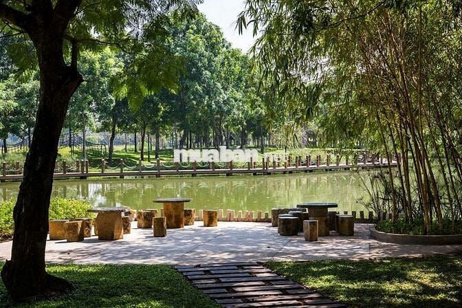 Căn góc Emerald 104m2 - View bay nội khu đẹp - 3PN - Hướng ĐN mát mẻ