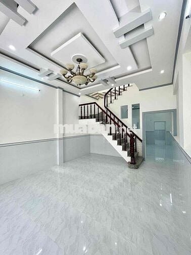 nhà trệt lầu lộ ô tô gần đường Bế Văn Đàn, DT: 4,8m x 18,5m