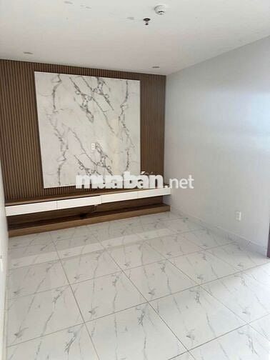 (7747) star tower, em gái ngây thơ bán rẻ hơn thị trường 200 triệu.