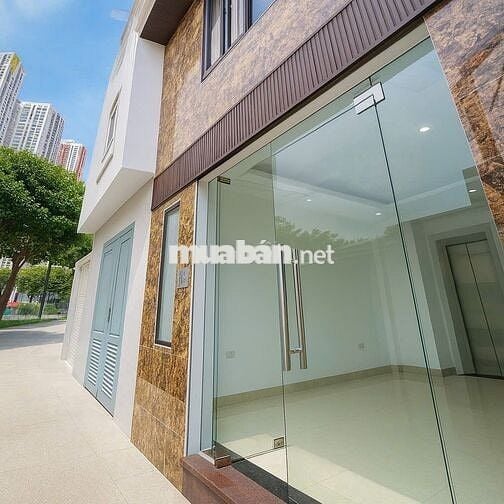 Bán nhà Thanh Xuân 36m², thang máy, 10m ra ô tô, trước nhà SH quay