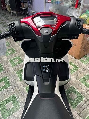 AB 160 ABS 2026 Trắng Đỏ Thể Thao Mới 100%