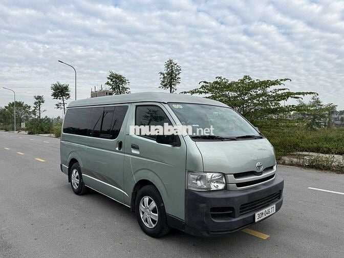 Toyota Hiace van 6 chỗ 2008  - 12000 km