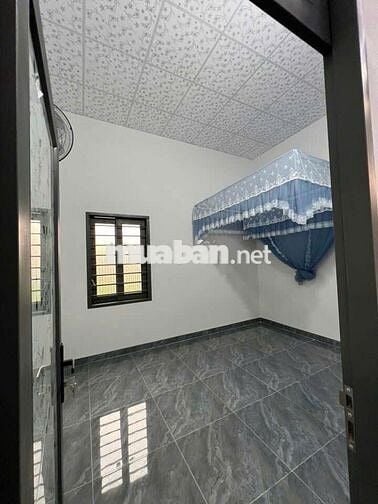 Nhà cấp 4 sân vườn 7x22m giá 2.3 tỷ thương lượng chính chủ