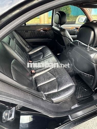 Mercedes Benz E Class 2008 E200 - 90000 km