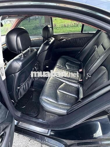 Mercedes Benz E Class 2008 E200 - 90000 km