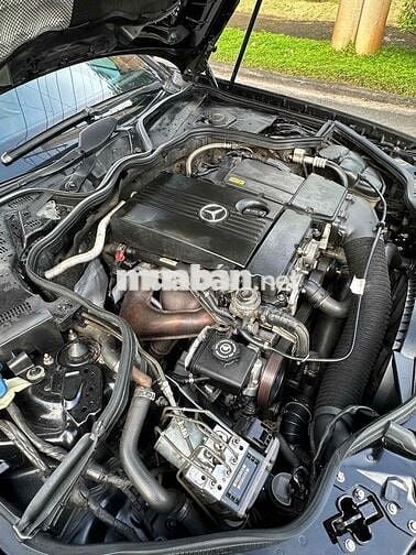 Mercedes Benz E Class 2008 E200 - 90000 km