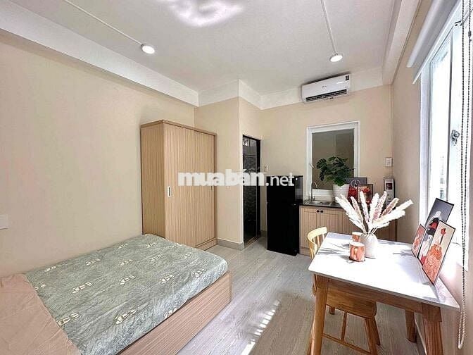 Ở Liền!! Studio Đẹp Gần Cầu Hoàng Hoa Thám Full Nội Thất, Thang Máy