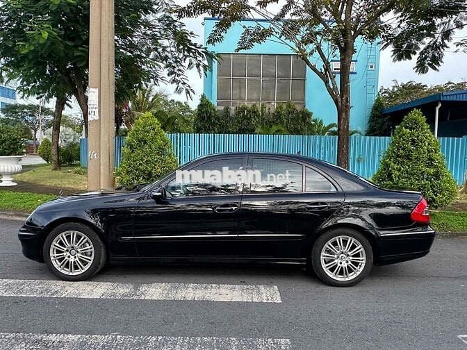 Mercedes Benz E Class 2008 E200 - 90000 km