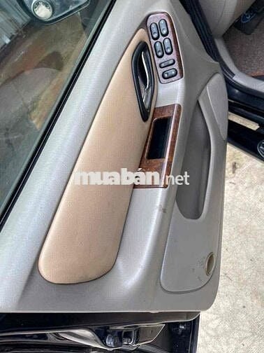 Ford Escape 2003 3.0 V6 - 123 km