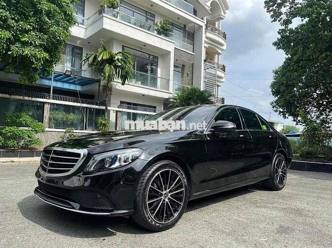 Mercedes Benz C200 Exclusive 2021