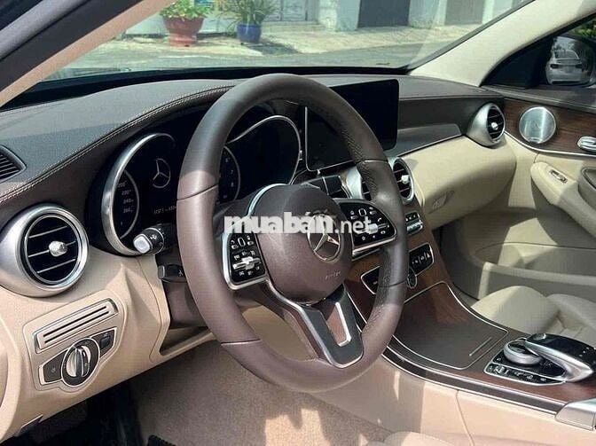 Mercedes Benz C200 Exclusive 2021