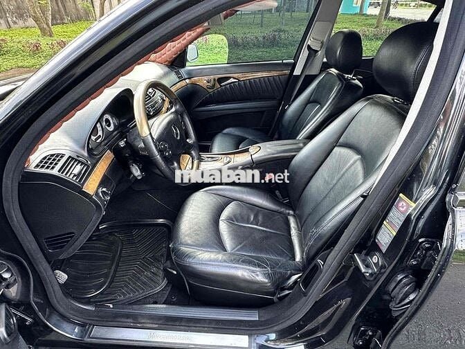 Mercedes Benz E Class 2008 E200 - 90000 km