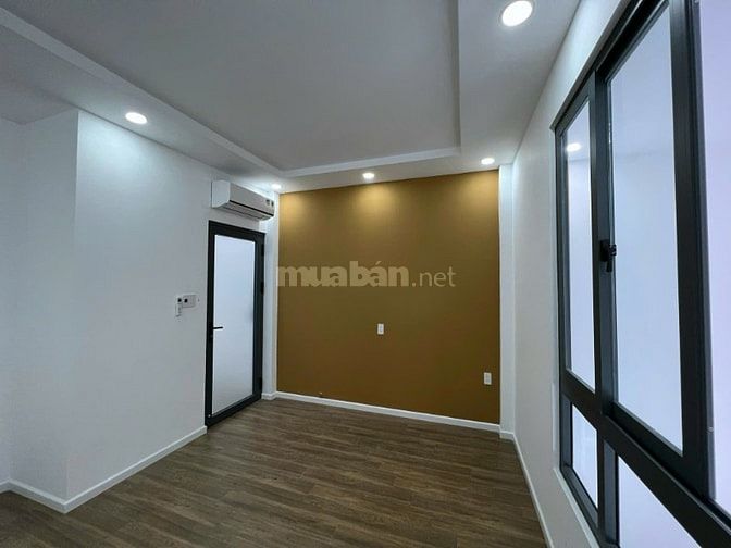 NHÀ MỚI TINH (4X18) HẺM 6M SÁT MẶT TIỀN NGHUYỄN VĂN LUÔNG Q.6