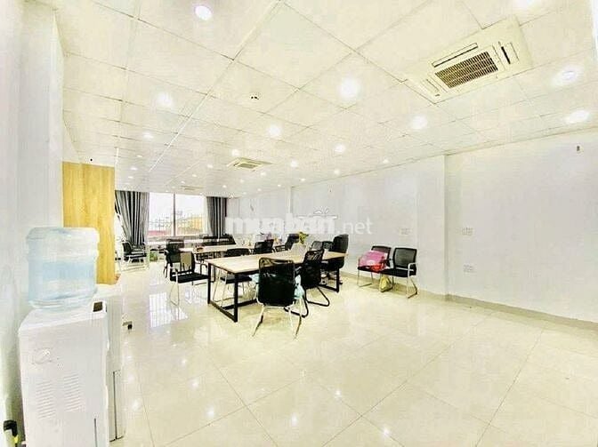 📞 Cho Thuê Nhà MT Bàu Cát 3_6,5x23m, Trệt Lửng 4 Lầu, Thang Máy.