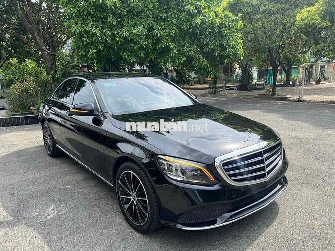Mercedes Benz C200 Exclusive 2021