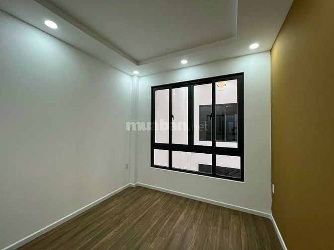 NHÀ MỚI TINH (4X18) HẺM 6M SÁT MẶT TIỀN NGHUYỄN VĂN LUÔNG Q.6