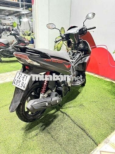 Honda Air Blade Đen đỏ