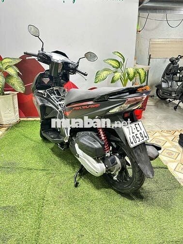Honda Air Blade Đen đỏ