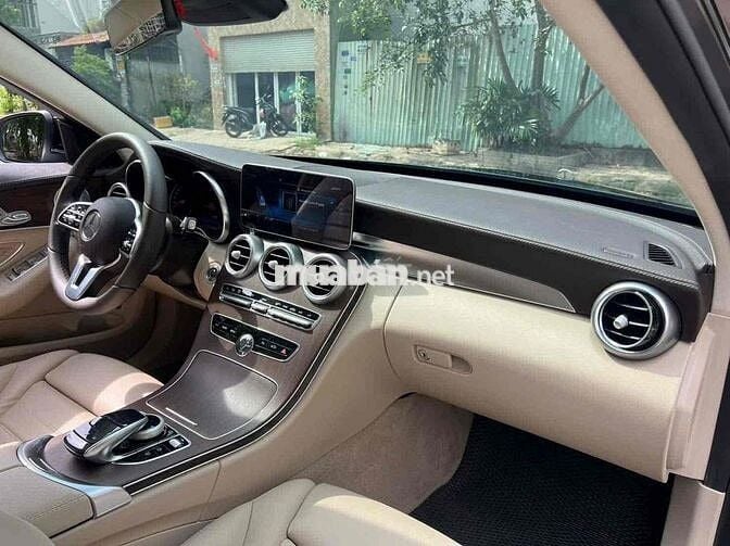 Mercedes Benz C200 Exclusive 2021