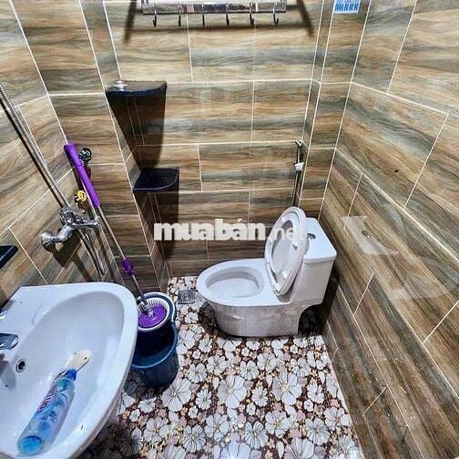 CHO THUÊ NHÀ 5 TẦNG ĐƯỜNG NGUYỄN DUY, Q.BÌNH THẠNH - 40m2