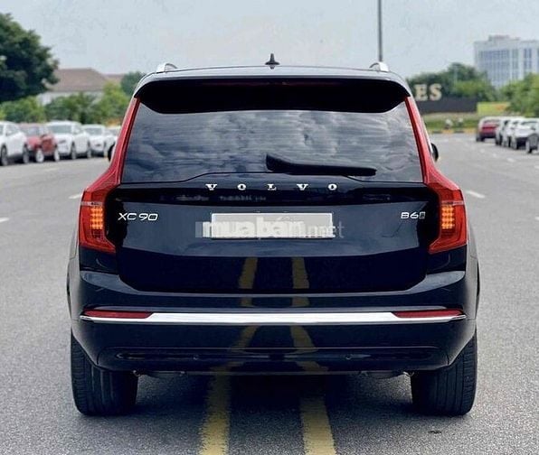 Volvo XC90 ultimate B6 Awd đen/nâu dki 2024