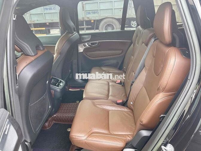 Volvo XC90 ultimate B6 Awd đen/nâu dki 2024
