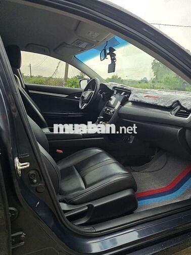 Civic 2018 1.8 - 42000 km Full Bảo Dưỡng