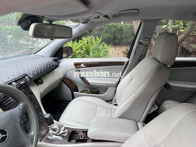 Mercedes-Benz C200 Kompressor Đen